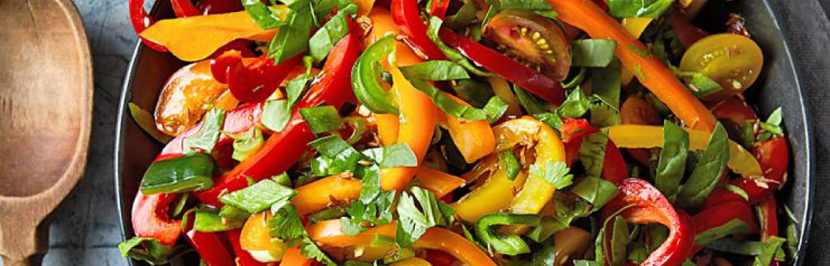 Rainbow bell pepper salad
